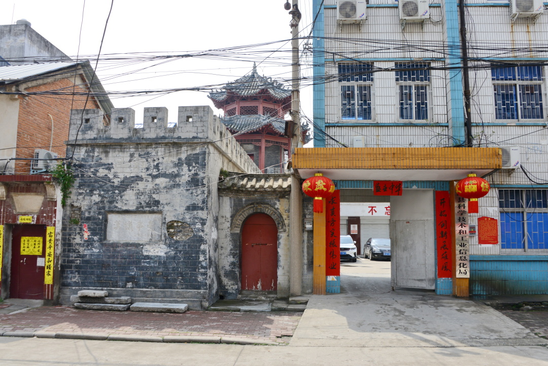 「书院」河南白水书院：墙上历史，石狮楸树韦力撰