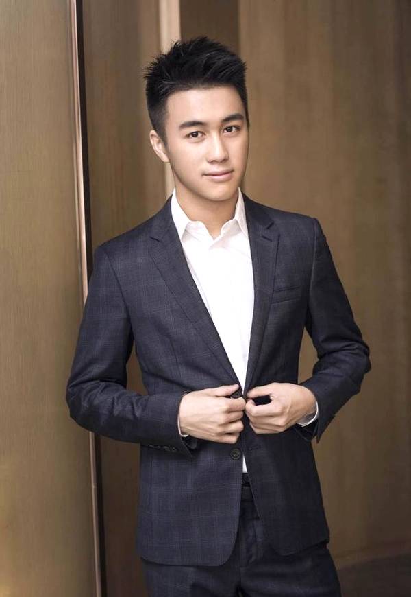 18岁身高标准表,1-18岁男孩子身高体重标准表2020