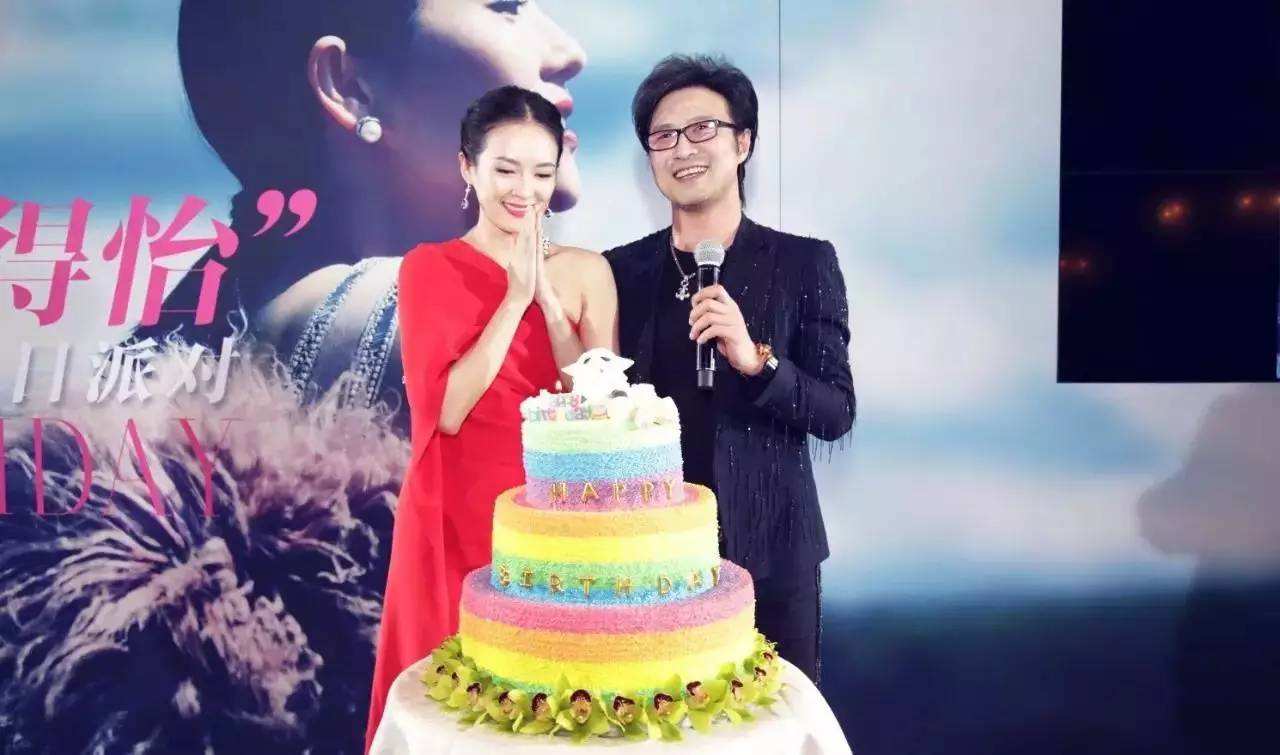 明星穿搭和章子怡学穿搭,肩膀小的女生穿衣