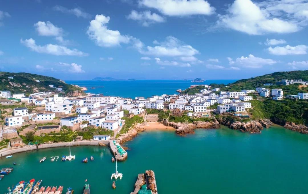 晨昏暮色正苏醒，这是我爱的舟山