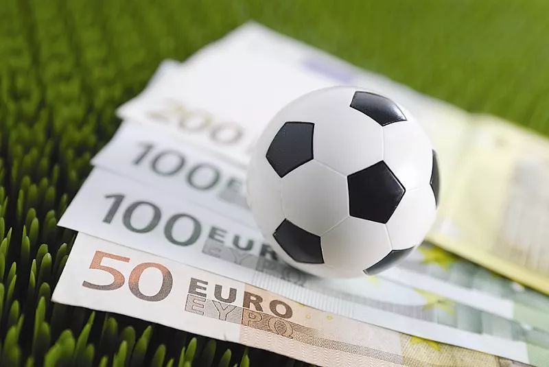 中国足球职业联赛元年,2018中国足球职业联赛