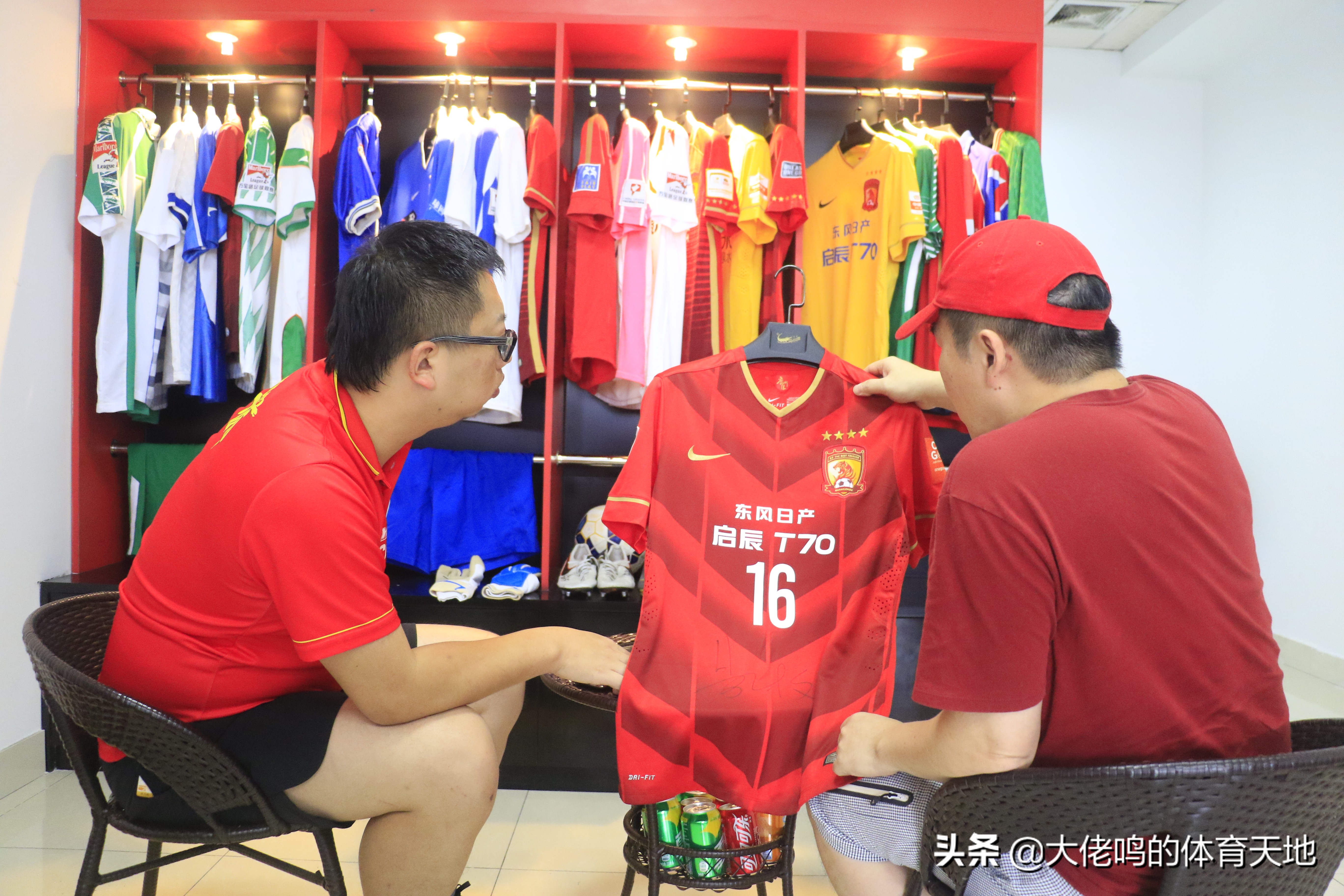 资深广州队收藏玩家测评：铁杆恒迷城哥的心得故事