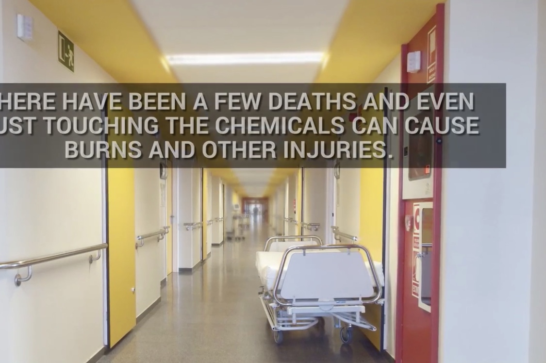 孩子误吞异物爸爸成功获救新闻,一岁男童玩耍吞洗衣凝珠