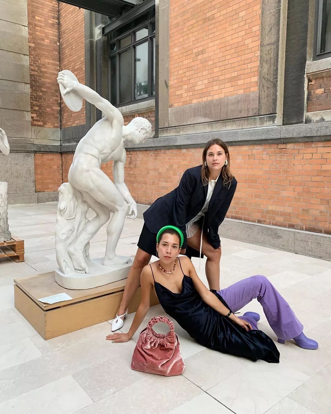 秋冬流行的靴子就买这3双,今年冬天必入款靴子