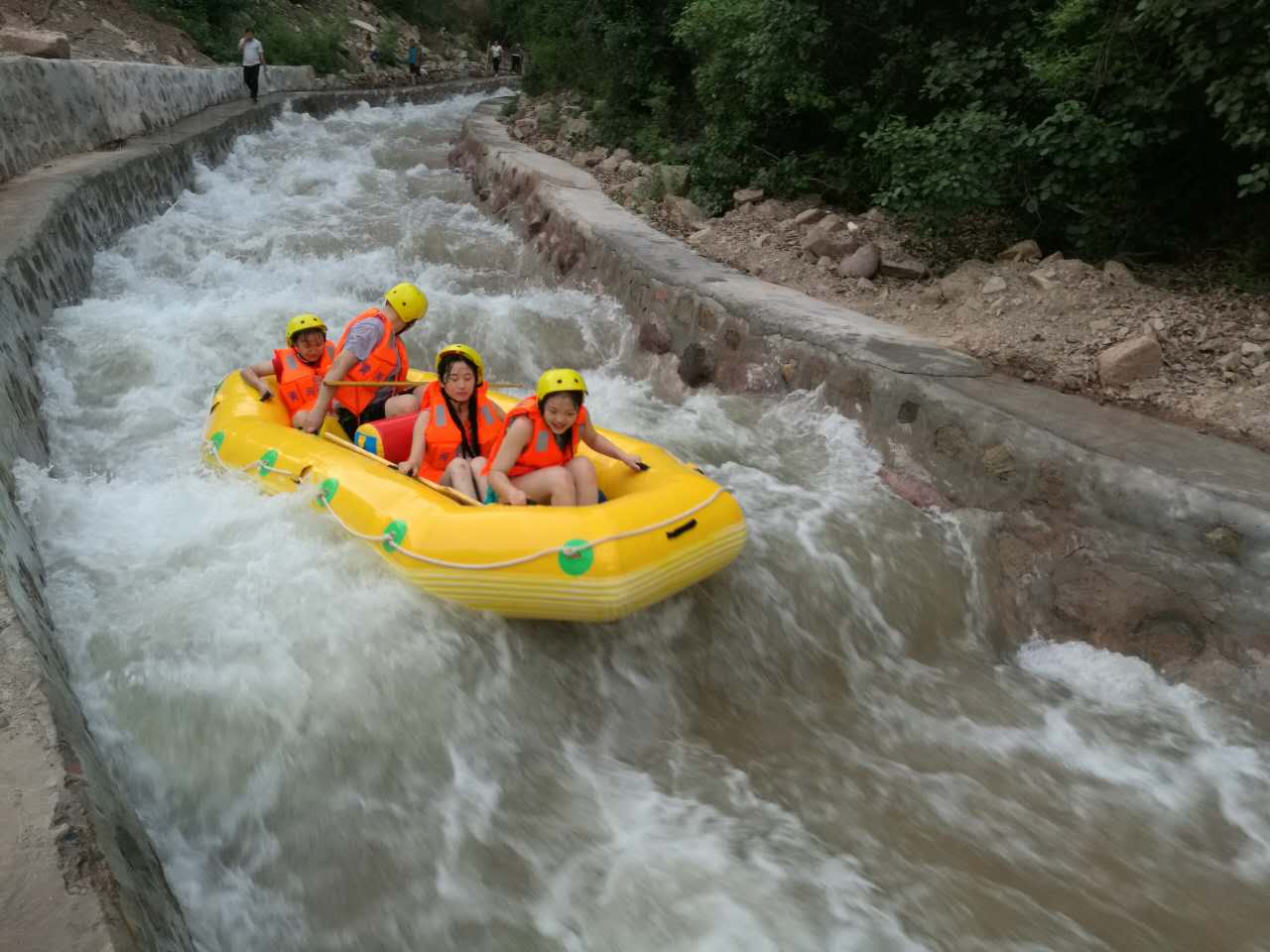 黄河三峡景区野猪林漂流,济源黄河三峡野猪林漂流