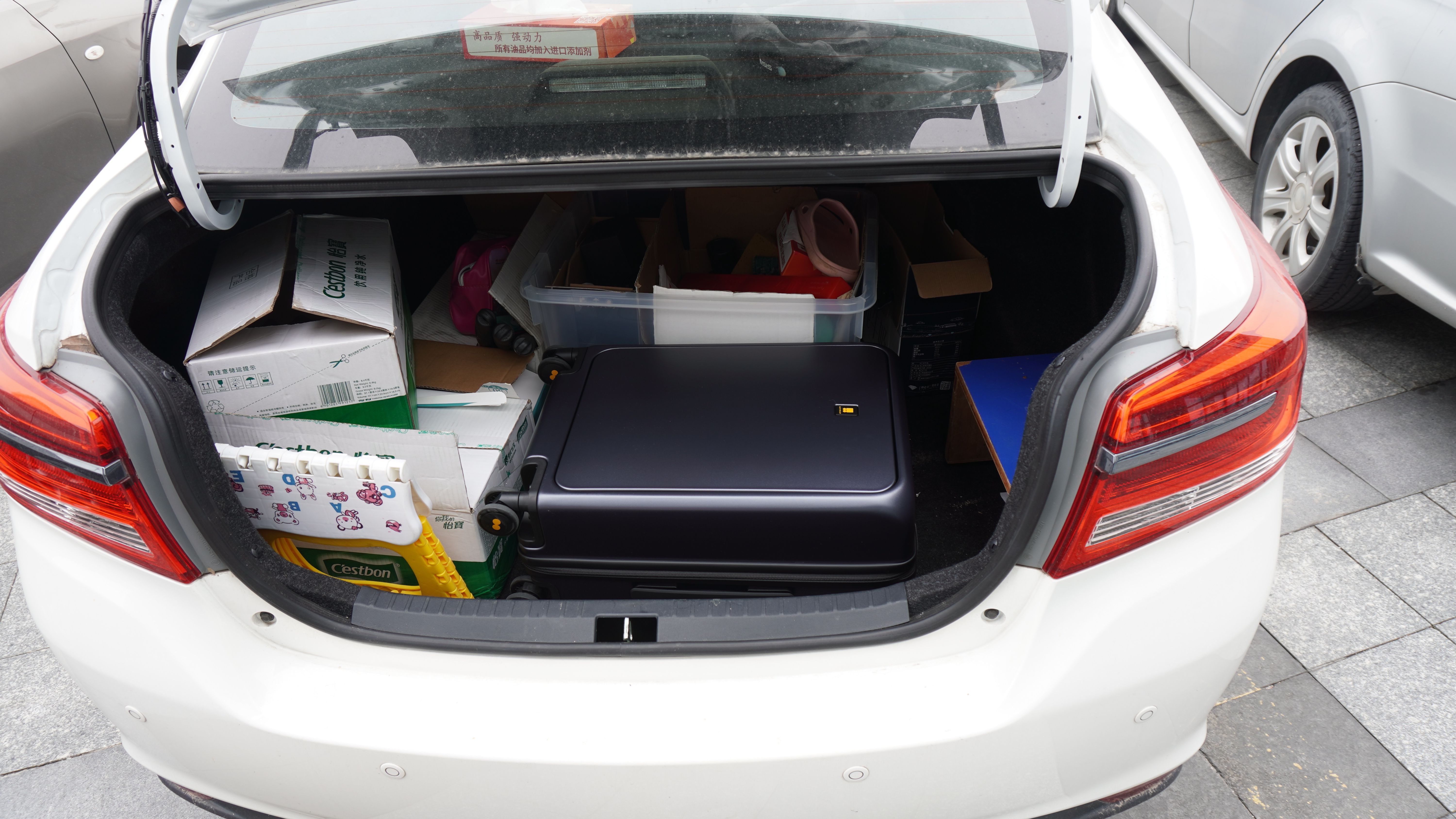 出差旅行行李箱怎么选，地平线8号拉杆箱颜值高又实用