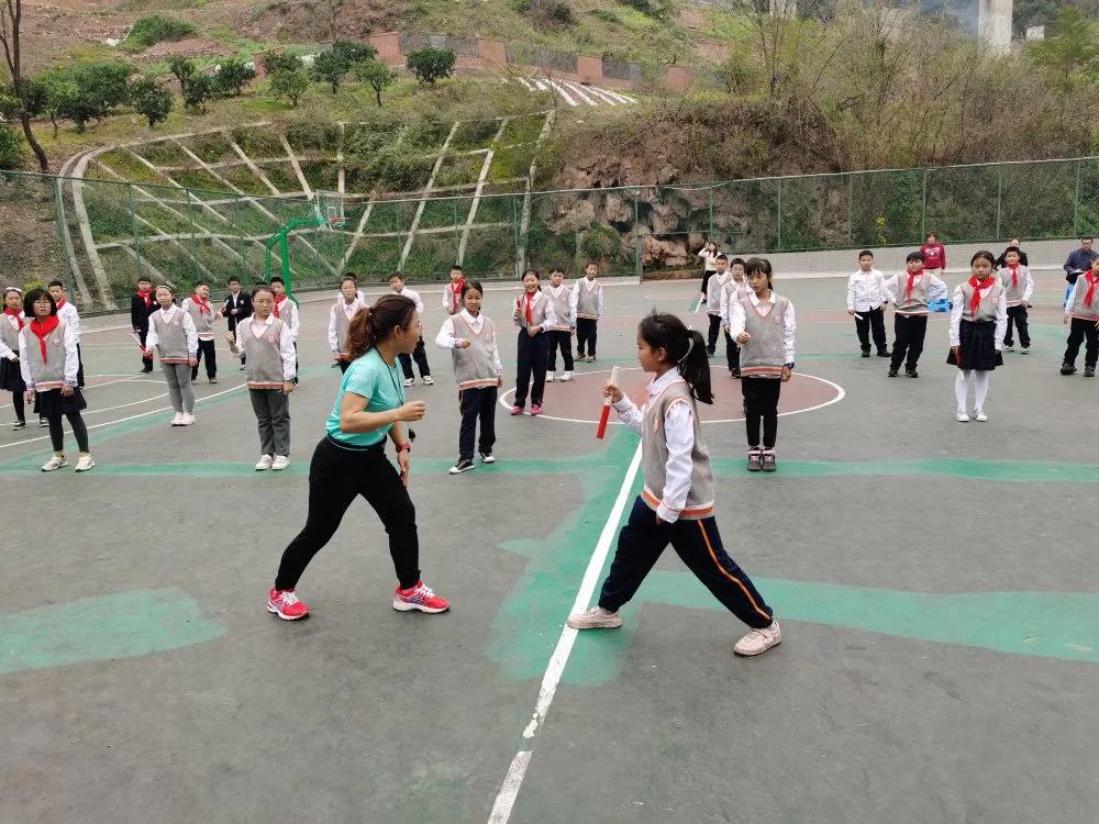 奉节中学生体育节,奉节中学课间操比赛