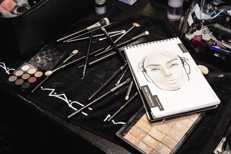 用眼霜快速去除黑眼圈的方法,哪些眼霜可以有效缓解黑眼圈