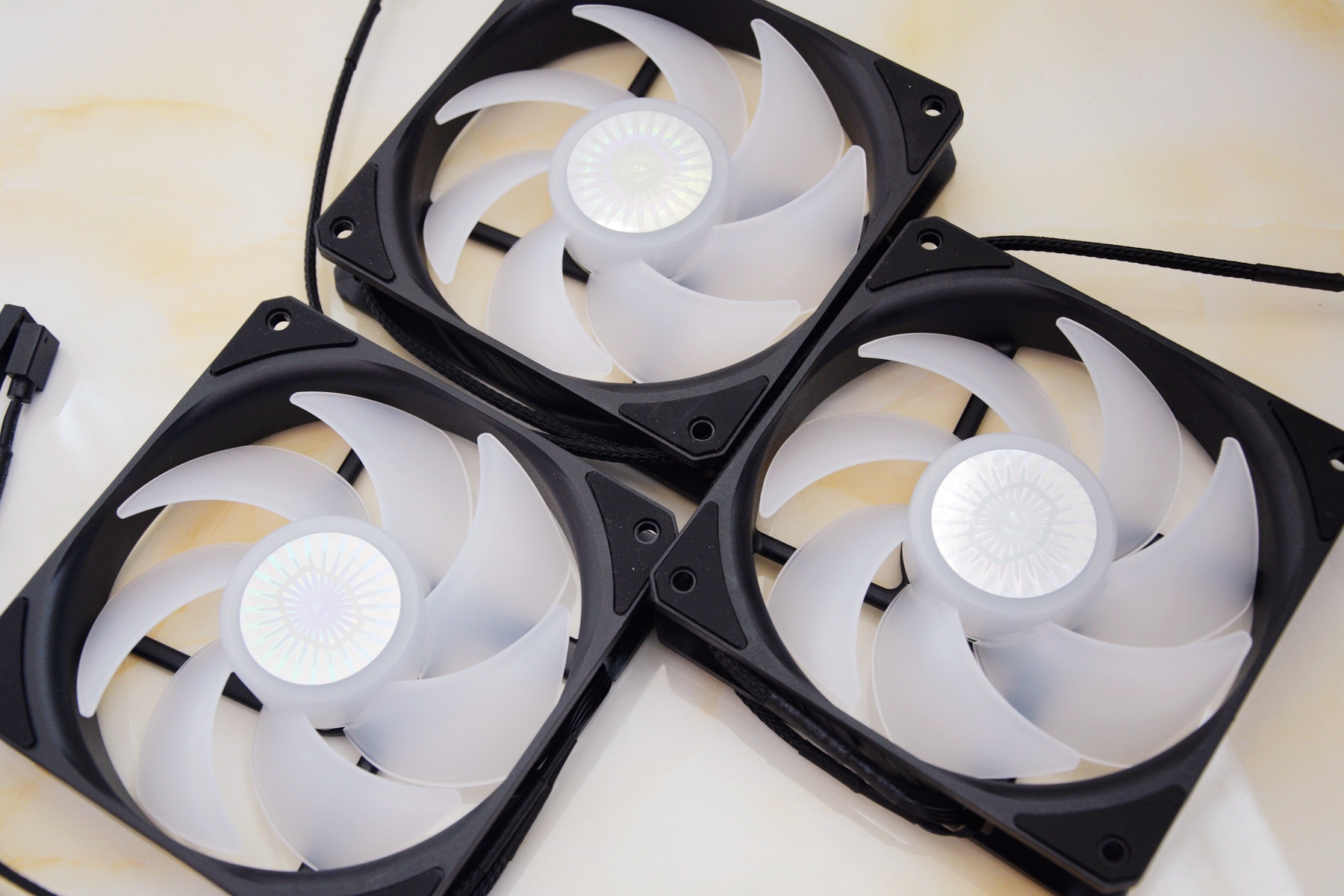 酷冷至尊双热管下压式散热器评测,全新升级散热器