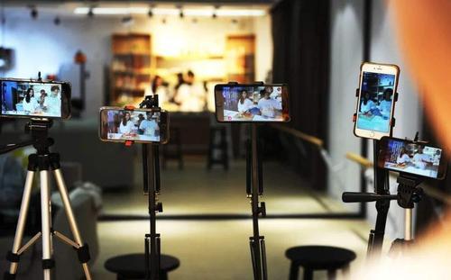 直播大型翻车现场,大型卖水果直播翻车现场