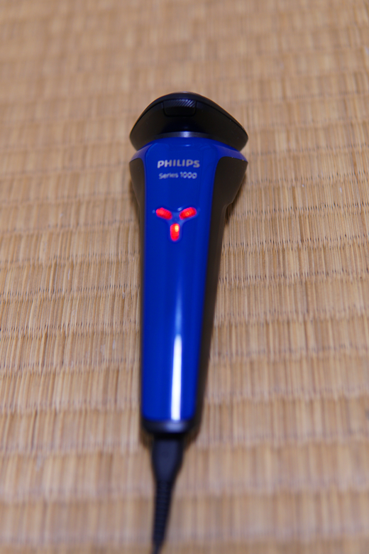 东京飞利浦小旋风剃须刀,飞利浦剃须刀清洗水