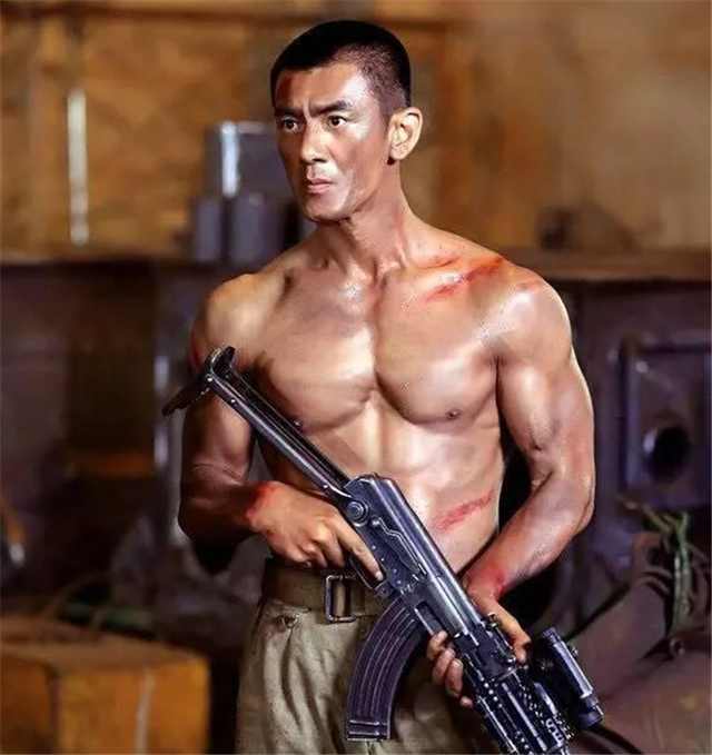 硬汉任天野的家庭生活,任天野硬汉瞬间