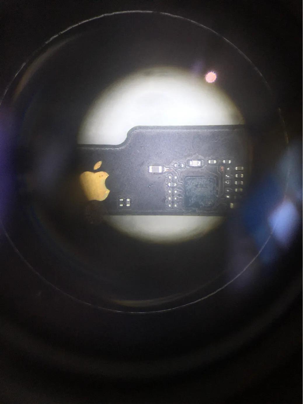 6s重摔不开机,6s进水不开机反复跳