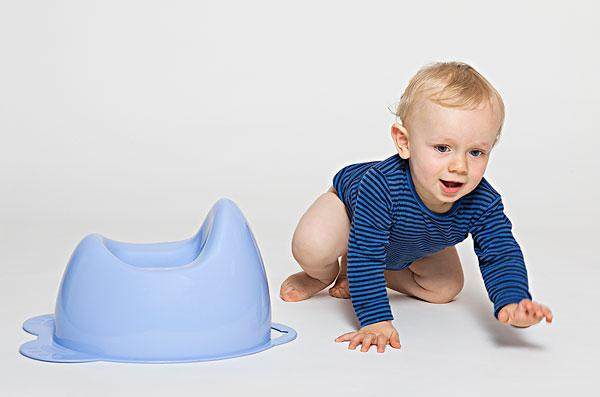 训练婴幼儿排二便方法,儿科医生教7-8个月宝宝动作训练