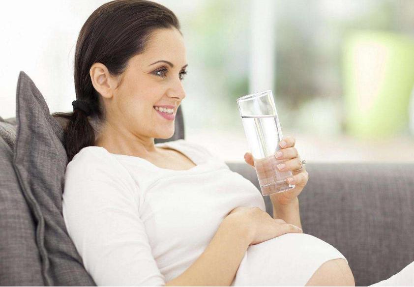 孕期喝水妙招,孕期怎样正确喝水