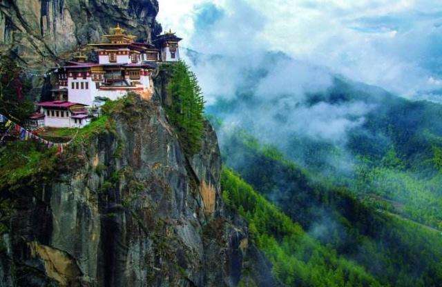 寡欲精神爽多思气血衰下一句,寡欲精神爽多思气血衰的下一句