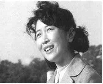 原配孙涛在除夕夜自杀后，唐国强为何转身就娶了小他12岁的壮丽？