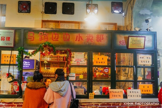 成都本地人去的最好吃的美食,中国姑娘吃成都美食