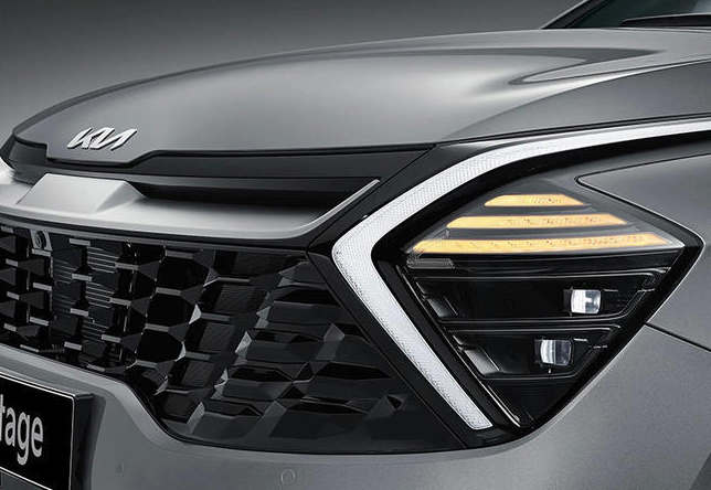 新款起亚狮跑外观全图,全新一代起亚狮跑欧洲版官图曝光