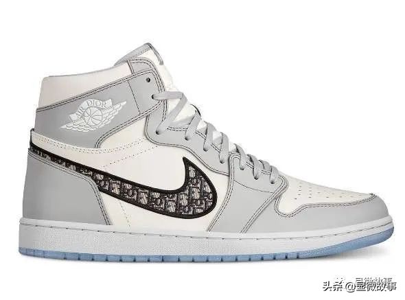 摇号抽签、排队3天2夜、炒鞋理财，我们误入“鞋”途