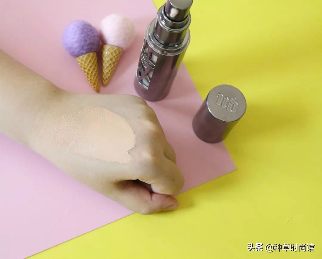 几款很火的贵价粉底测评,测评12块钱粉底液