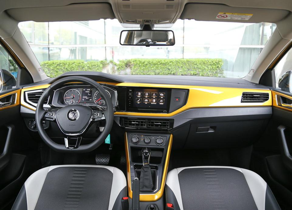 大众菠萝polo2024落地多少钱,polo汽车为什么叫菠萝