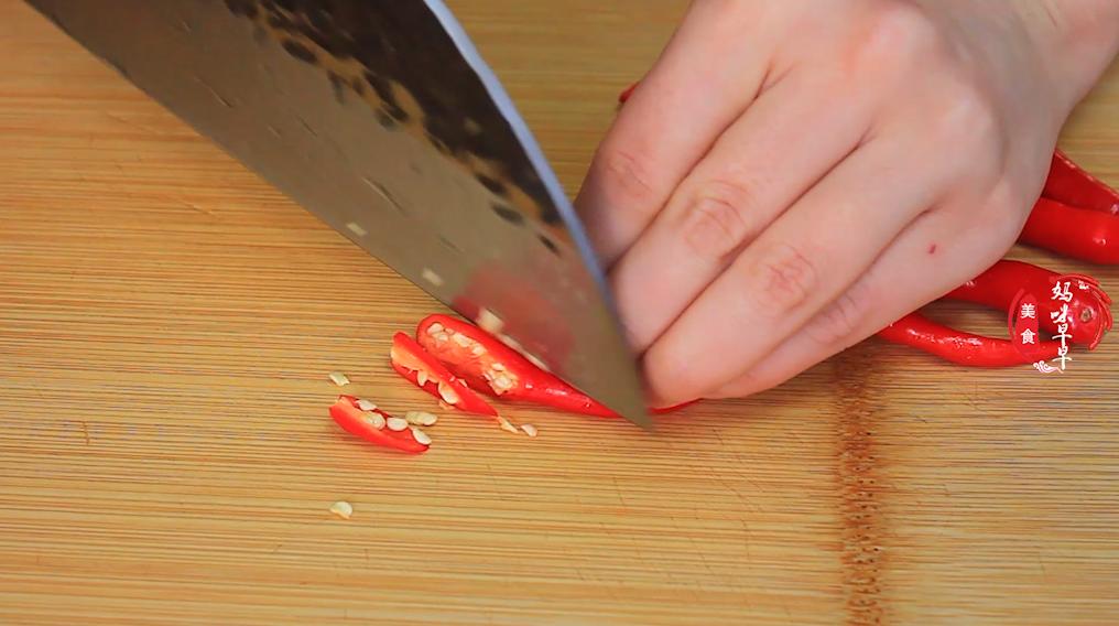 二次感染来袭，建议中老年人：少吃猪肉羊肉，多吃5样，助力恢复