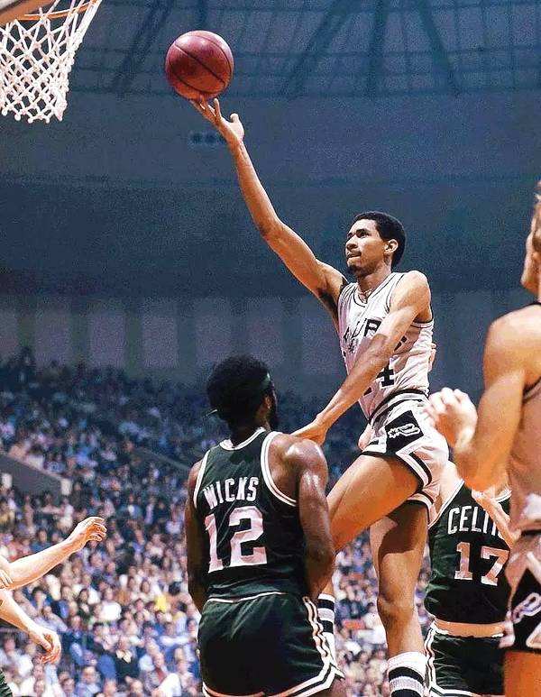 nba球星成名绝技有哪些,nba球星野球场一对一