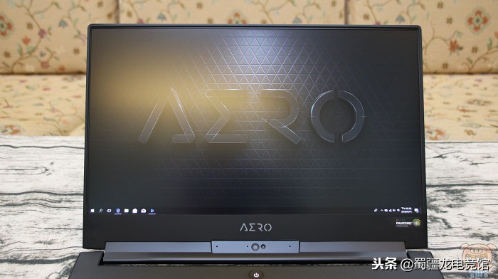 技嘉aero15xv8详细评测,技嘉游戏本aorus15x