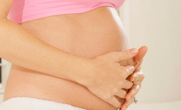 生完孩子出产房会遇到什么尴尬事,第一次生娃经历的尴尬事