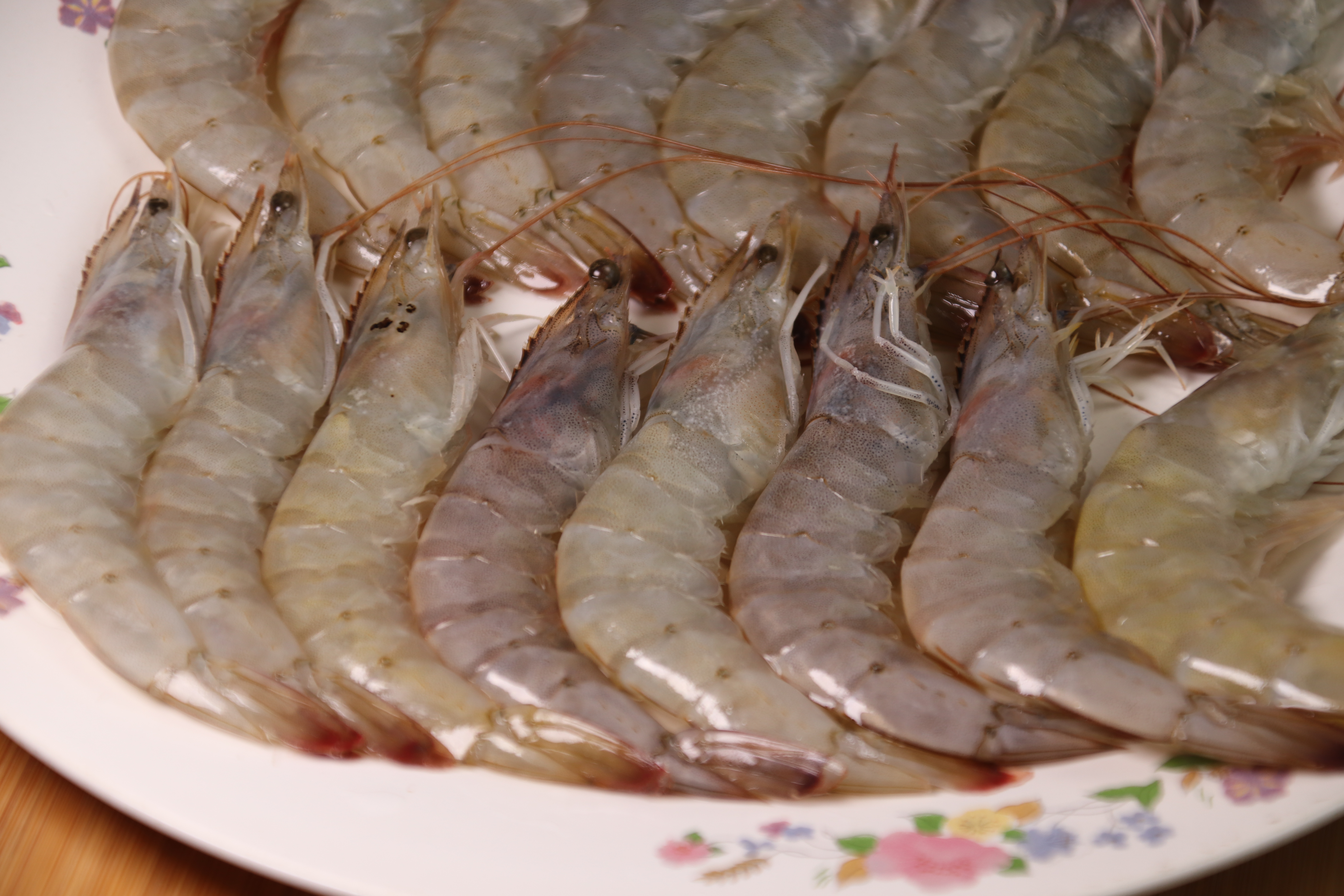 炸大虾挂面糊怎么炸不粘锅,炸小河虾用挂面糊吗