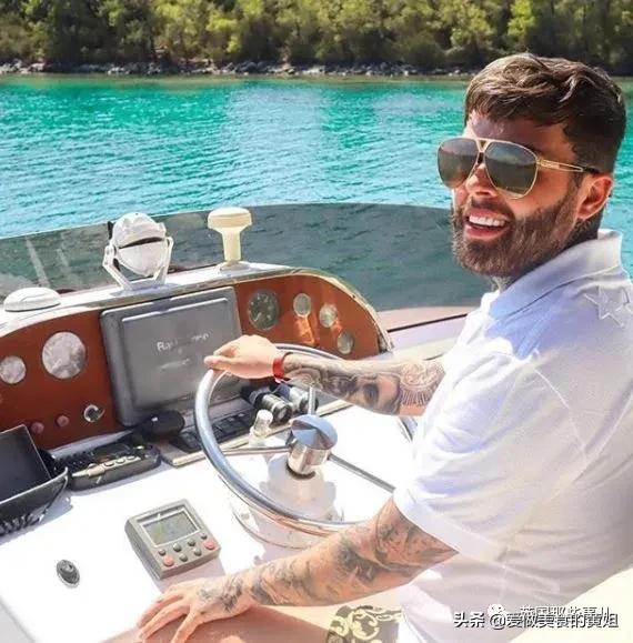 炫富遇入室抢劫,炫富被抢劫