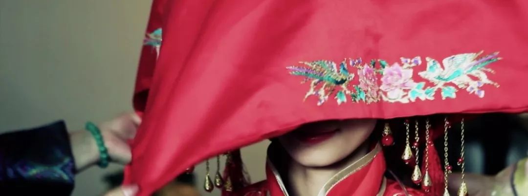 中式婚礼接亲环节穿啥,接亲进门环节讲究什么内容