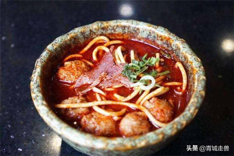 山西临汾哪的牛肉丸子面好吃,生活就是一碗山西临汾牛肉丸子面