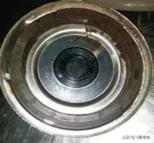 凯迪拉克SRX仪表提示“请检修车辆稳定系统，请检修方向助力”