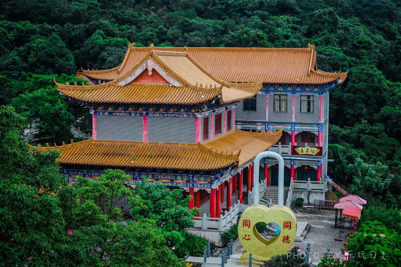 这里被称为广深后花园，每年夏天游人如织，有山有水的避暑胜地