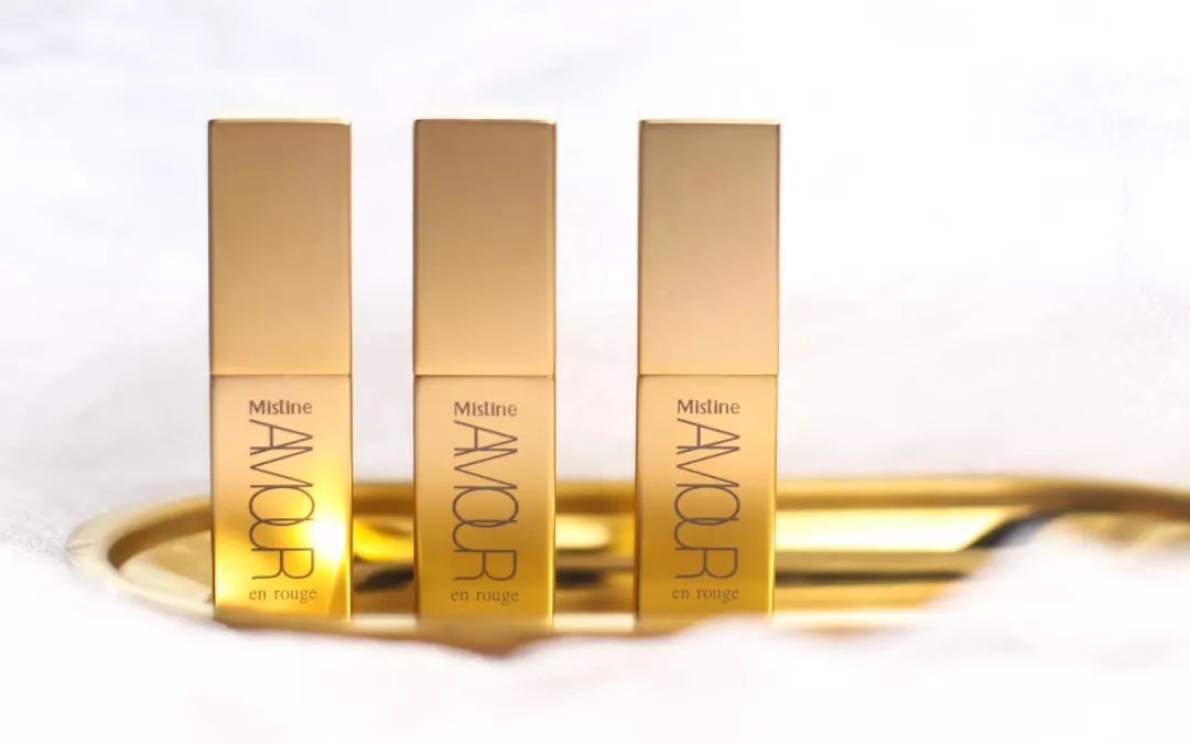 百元内口红推荐不掉色,适合60-70岁老人口红颜色平价