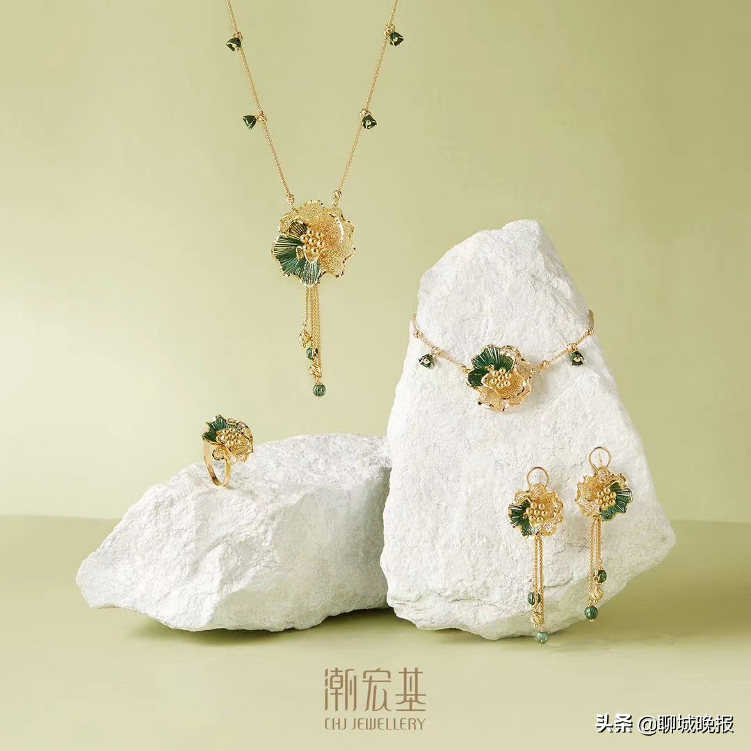 浠ョ埍涔嬪悕鐝犲疂,浠ョ埍涔嬪悕鐝犲疂闂ㄧエ