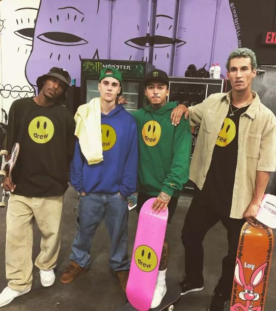 大牌卫衣不贵才几十,大牌平价好看卫衣