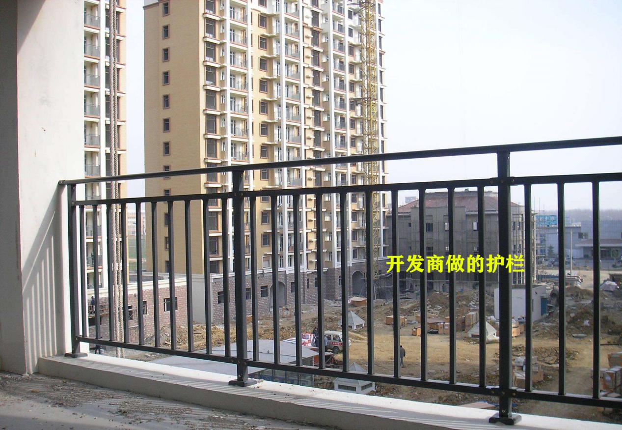 阳台护栏增高不封窗,阳台护栏加高安全