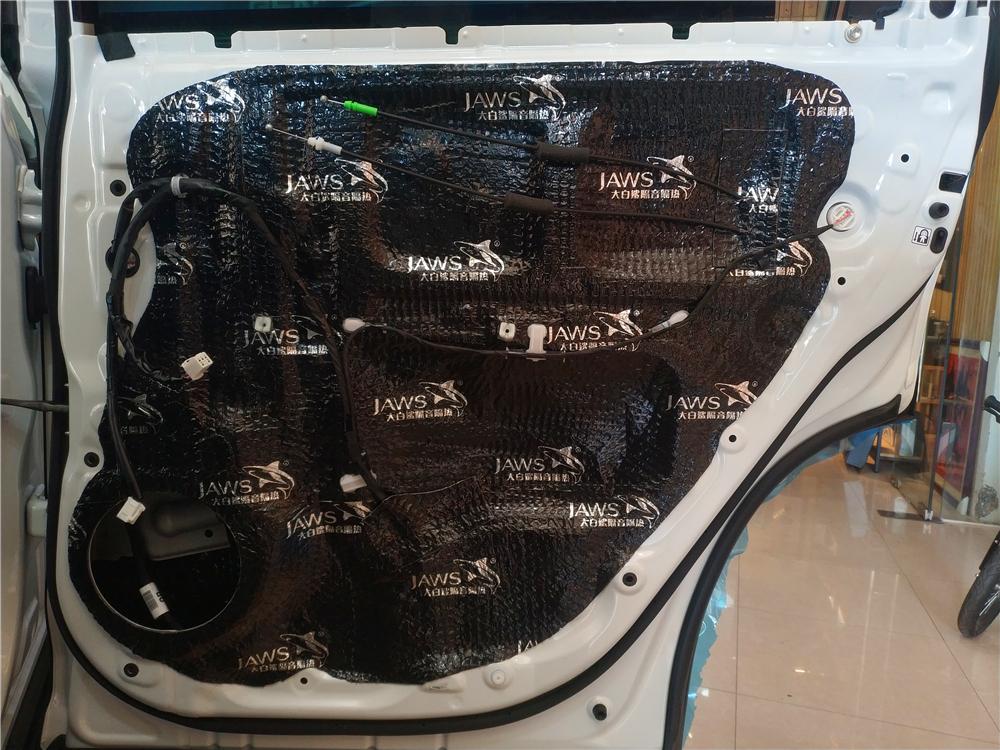 汉兰达改装三分频音响,汉兰达高音改装案例