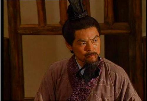 袁绍哪个谋士陷害张郃高览,张郃为何背叛袁绍而投降曹操