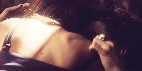 做你的心灵树洞,你的心灵树洞别让情绪左右你