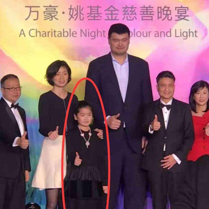 濮氭槑浠栧コ鍎跨幇鍦ㄨ韩楂樻湁澶氬皯,濮氭槑鐨勭幇鍦ㄥコ鍎胯韩楂樺灏戠背