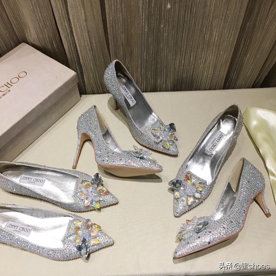 高跟鞋品牌jimmychoo,jimmychoo经典珍珠高跟鞋