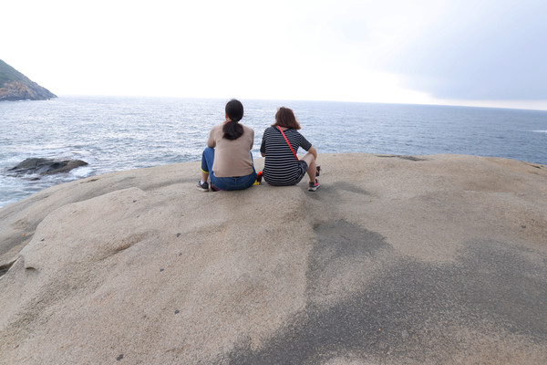 幸亏我来了再不来素材就没了,海南月亮湾的夜晚