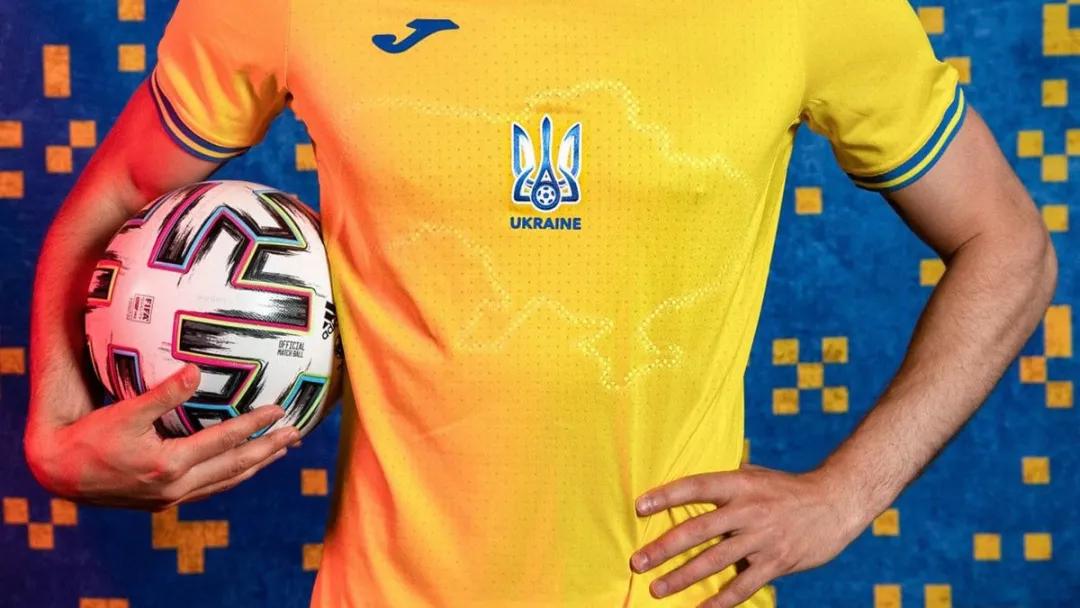 乌克兰球衣欧洲杯,乌克兰在导弹上画画