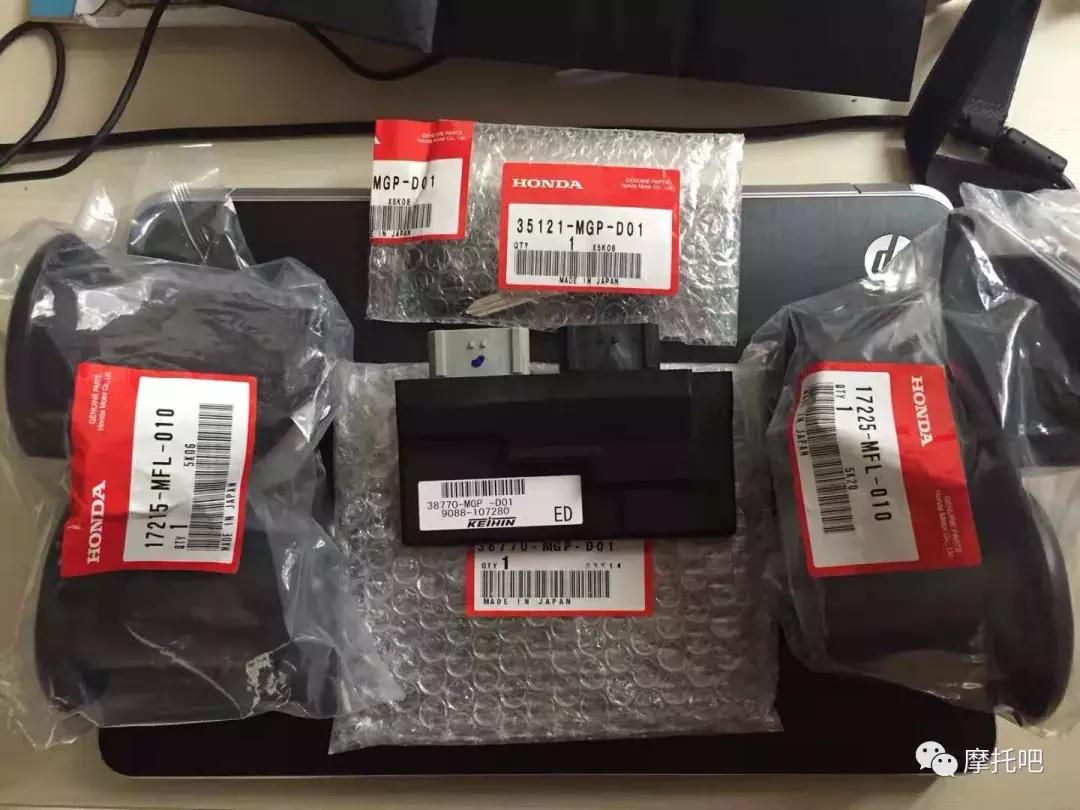 cbr1000rr全新落地,cbr1000rr哪一代车好