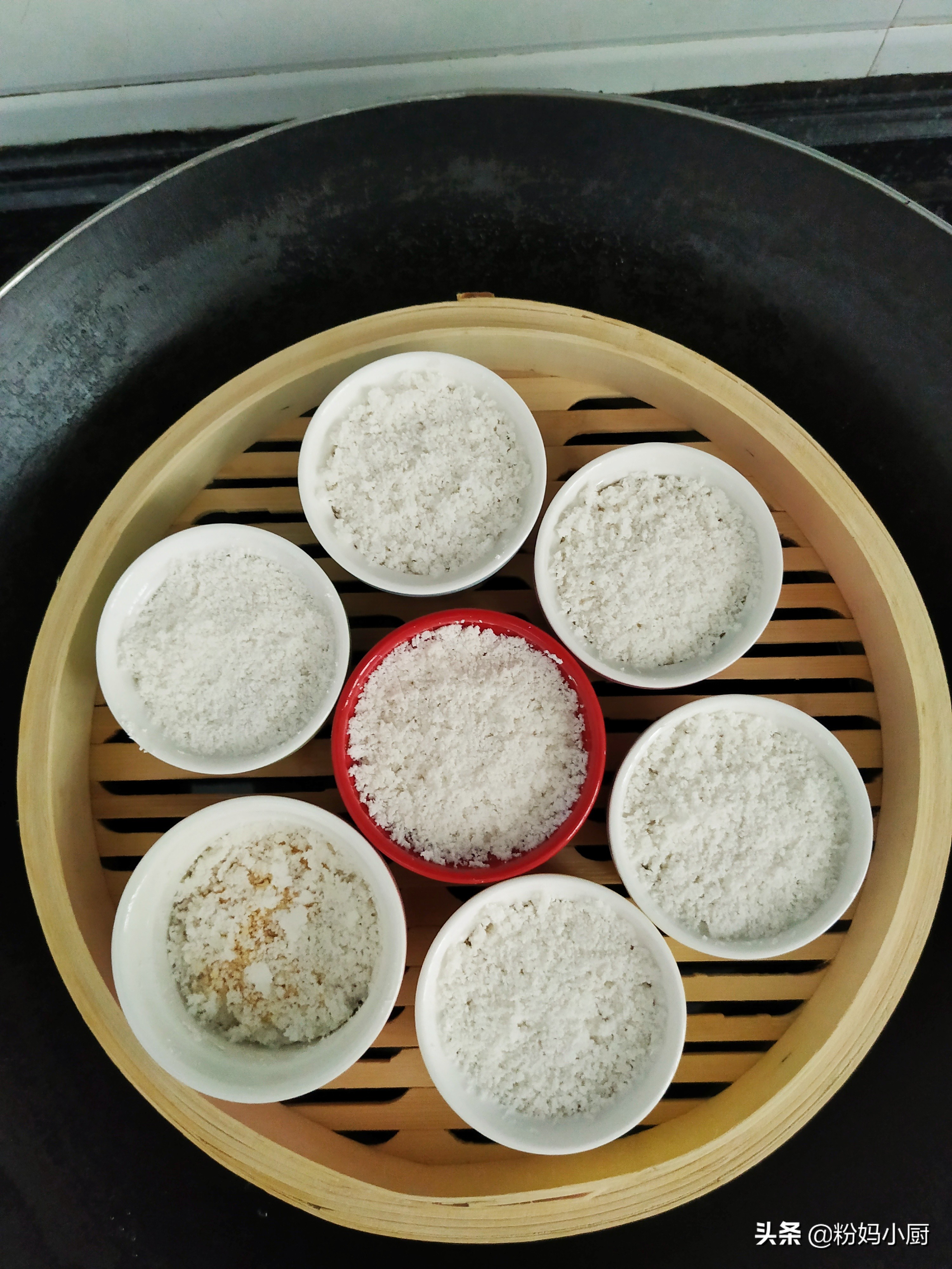 糯米粉和粘米粉蒸米糕,粘米粉和水磨糯米粉蒸红豆