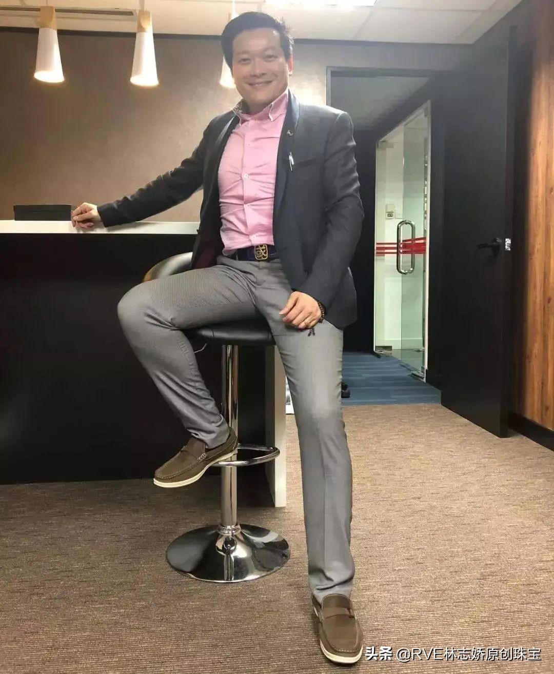 《连线中国》RVE创始人对话央视主持人，畅谈“做有故事的珠宝”